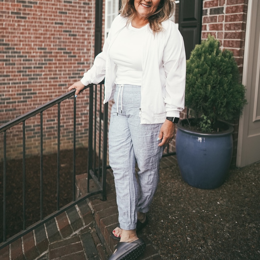 ATHLETA Cabo Linen Joggers